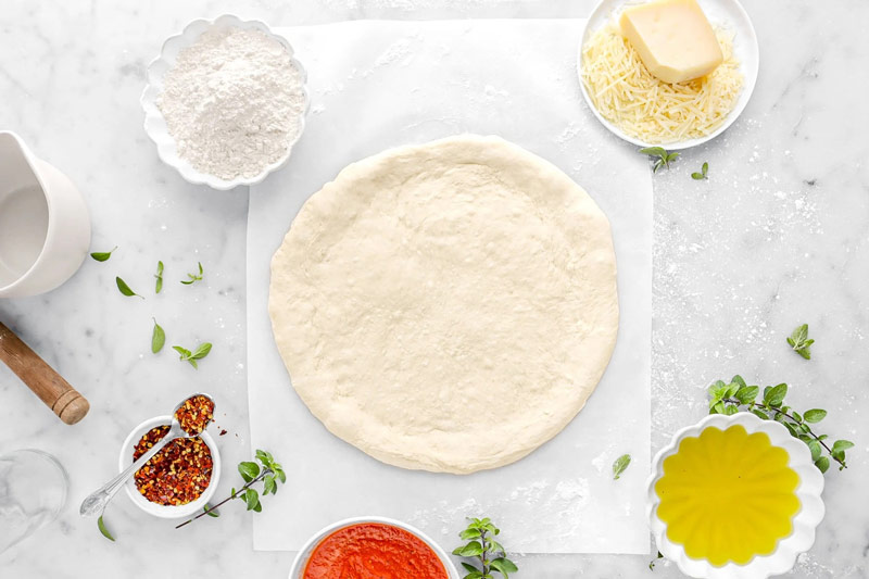 طرز تهیه خمیر پیتزا بدون خمیر مایه